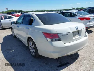 2008 Honda Accord EX-L z VIN 1HGCP36848A083642, wystawiony jako IAAI lot #42209153 z przebiegiem 257 112 mil mil oraz . Historia ofert i sprzedaży dostępna na DreamBid. Obrazek 3.