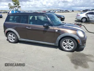 2011 MINI Clubman with VIN WMWZF3C55BTY00516, listed as a Copart auction lot 56786525 with 138,192 mi miles and Clean Title. Bid and sale history available at DreamBid. Image 4.