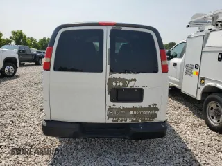 2010 GMC Savana z VIN 1GTUGAD42A1143608, wystawiony jako Copart lot #55399005 z przebiegiem 124 929 mil mil oraz Szkoda całkowita • Salvage title. Historia ofert i sprzedaży dostępna na DreamBid. Obrazek 6.