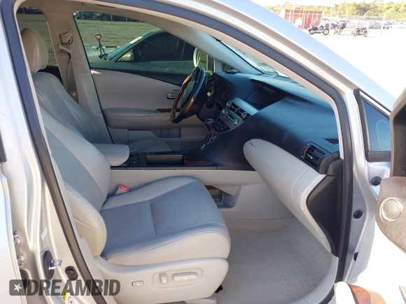 2012 Lexus RX with VIN 2T2ZK1BA8CC072051, listed as a IAAI auction lot 41991369 with 224,105 mi miles and . Bid and sale history available at carsss.com. Image 5.