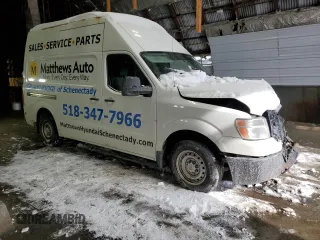 2018 Nissan NV Cargo S z VIN 1N6BF0LY5JN810069, wystawiony jako Copart lot #43775445 z przebiegiem 257 977 mil mil oraz Szkoda całkowita • Salvage title. Historia ofert i sprzedaży dostępna na DreamBid. Obrazek 4.