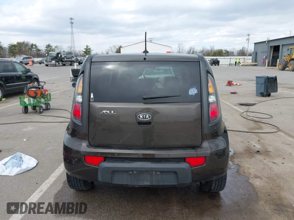2010 Kia Soul + with VIN KNDJT2A21A7159044, listed as a IAAI auction lot 41877813 with 121,814 mi miles. Bid and sale history available at carsss.com. Image 16.