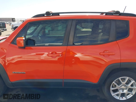 2020 Jeep Renegade Latitude z VIN ZACNJABB5LPL88670, wystawiony jako IAAI lot #42181204 z przebiegiem 45 448 mil mil oraz . Historia ofert i sprzedaży dostępna na DreamBid. Obrazek 13.