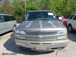 2003 Chevrolet Tahoe LS with VIN 1GNEC13V43J308143, listed as a IAAI auction lot 42015589 with 280,289 mi miles. Bid and sale history available at carsss.com. Image 6.
