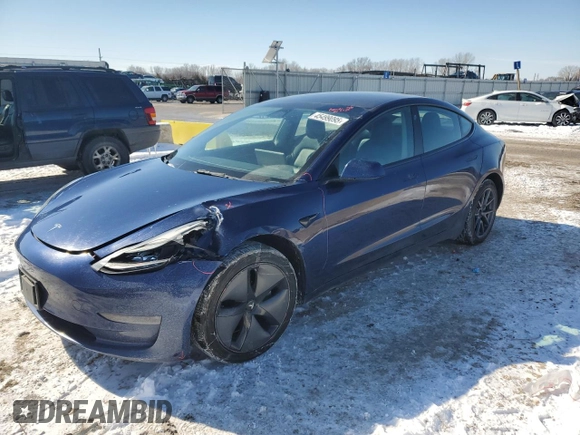 2022 Tesla Model 3 Long Range z VIN 5YJ3E1EB4NF143606, wystawiony jako Copart lot #45499095 z przebiegiem 119 143 mil mil oraz Szkoda całkowita • Salvage title. Historia ofert i sprzedaży dostępna na DreamBid. Obrazek 1.