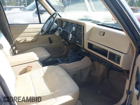1995 Jeep Cherokee SE with VIN 1J4FT28SXSL639064, listed as a IAAI auction lot 42245489 with 171,443 mi miles and . Bid and sale history available at DreamBid. Image 5.