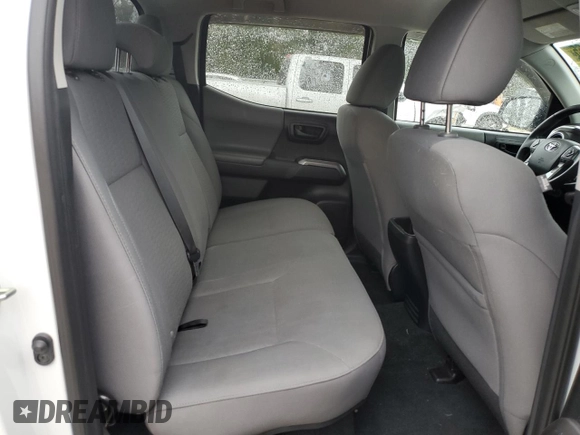 2018 Toyota Tacoma SR5 with VIN 5TFAZ5CN8JX071079, listed as a Copart auction lot 46641965 with 199,004 mi miles and Clean Title. Bid and sale history available at DreamBid. Image 10.