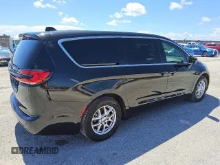 2023 Chrysler Pacifica Touring L with VIN 2C4RC1BGXPR505400, listed as a Copart auction lot 61940455 with 78,545 mi miles and Clean title. Bid and sale history available at DreamBid. Image 3.