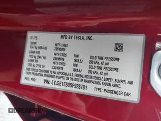 2025 Tesla Model 3 Long Range with VIN 5YJ3E1EB9SF928781, listed as a IAAI auction lot 41870681 with 261 mi miles and . Bid and sale history available at DreamBid. Image 9.
