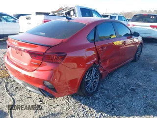 2022 Kia Forte GT-Line with VIN 3KPF54AD0NE500887, listed as a IAAI auction lot 41658792 with 17,925 mi miles and . Bid and sale history available at carsss.com. Image 4.