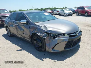 2015 Toyota Camry XLE with VIN 4T1BF1FK7FU020846, listed as a IAAI auction lot 42017645 with 187,129 mi miles. Bid and sale history available at carsss.com. Image 1.