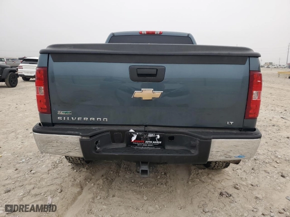 2010 Chevrolet Silverado 1500 LT with VIN 1GCSKSE37AZ134728, listed as a Copart auction lot 44437015 with 85,490 mi miles and Salvage Title. Bid and sale history available at carsss.com. Image 6.