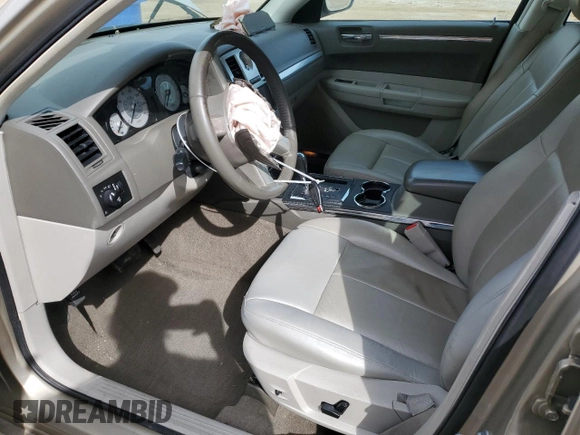 2009 Chrysler 300 Touring with VIN 2C3LA53V29H529624, listed as a Copart auction lot 50234325 with 176,862 mi miles and Salvage Title. Bid and sale history available at carsss.com. Image 7.
