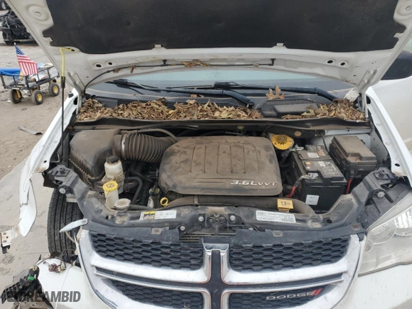 2018 Dodge Grand Caravan SE with VIN 2C4RDGBG9JR184893, listed as a Copart auction lot 88309905 with 152,533 mi miles and Non Repairable. Bid and sale history available at carsss.com. Image 12.