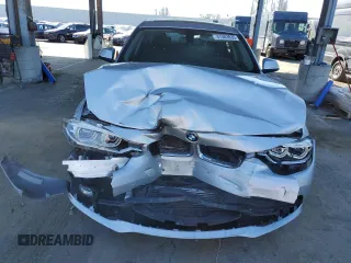 2018 BMW 3 Series 320i with VIN WBA8A9C59JAD26869, listed as a Copart auction lot 47503935 with 127,627 mi miles and Salvage Title. Bid and sale history available at carsss.com. Image 5.