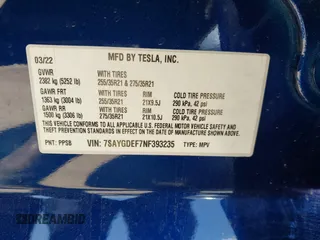 2022 Tesla Model Y Performance z VIN 7SAYGDEF7NF393235, wystawiony jako IAAI lot #42106027 z przebiegiem 50 959 mil mil oraz . Historia ofert i sprzedaży dostępna na DreamBid. Obrazek 9.