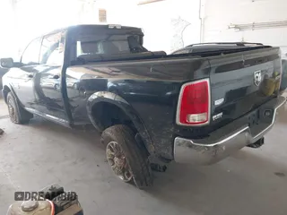 2017 Ram 2500 Laramie with VIN 3C6UR5FL8HG671078, listed as a IAAI auction lot 42233014 with 295,572 mi miles and . Bid and sale history available at DreamBid. Image 3.