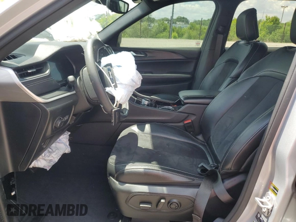 2023 Jeep Grand Cherokee Laredo with VIN 1C4RJKAG4P8790166, listed as a Copart auction lot 59124455 with 41,172 mi miles and Salvage title. Bid and sale history available at DreamBid. Image 7.