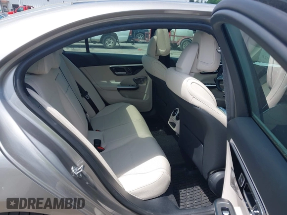 2023 Mercedes-Benz C 300 с VIN W1KAF4GB6PR150935, выставлен на аукционе IAAI как лот 42053385 с пробегом 11 272 миль миль и . История ставок и продаж доступна на DreamBid. Изображение 8.