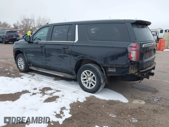 2024 Chevrolet Suburban LT z VIN 1GNSKCKD1RR242476, wystawiony jako IAAI lot #41577855 z przebiegiem 24 285 mil mil oraz . Historia ofert i sprzedaży dostępna na DreamBid. Obrazek 3.