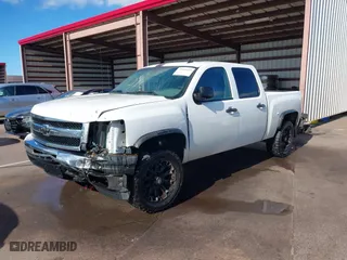 2011 Chevrolet Silverado 1500 LS with VIN 3GCPCREAXBG394567, listed as a IAAI auction lot 39926433 with 145,179 mi miles. Bid and sale history available at carsss.com. Image 18.