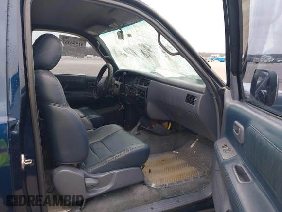 1997 Toyota T100 SR5 with VIN JT4UN24D7V0048050, listed as a IAAI auction lot 41556487 with 325,187 mi miles and . Bid and sale history available at DreamBid. Image 5.