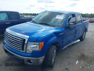2012 Ford F-150 XL z VIN 1FTFW1CFXCFA52378, wystawiony jako IAAI lot #39979763 z przebiegiem 248 520 mil mil oraz . Historia ofert i sprzedaży dostępna na DreamBid. Obrazek 2.
