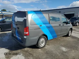 2019 Mercedes-Benz Metris Cargo z VIN WD3PG2EA3K3590553, wystawiony jako Copart lot #44938395 z przebiegiem 148 472 mil mil oraz Czysty tytuł • Clean title. Historia ofert i sprzedaży dostępna na DreamBid. Obrazek 3.