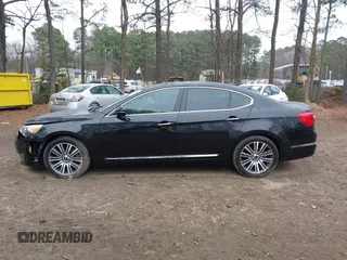 2016 Kia Cadenza Premium with VIN KNALN4D72G5209540, listed as a IAAI auction lot 41047117 with 70,226 mi miles. Bid and sale history available at carsss.com. Image 15.