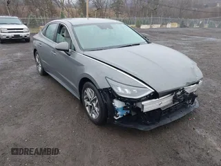 2023 Hyundai Sonata SEL z VIN KMHL64JA2PA256098, wystawiony jako IAAI lot #41846406 z przebiegiem 17 297 mil mil oraz . Historia ofert i sprzedaży dostępna na DreamBid. Obrazek 1.