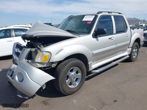 2004 Ford Explorer Sport Trac XLS with VIN 1FMZU77K84UC04230, listed as a IAAI auction lot 41909068 with 237,662 mi miles. Bid and sale history available at carsss.com. Image 17.