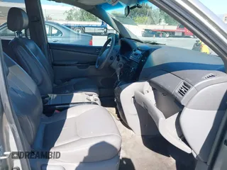 2004 Toyota Sienna CE with VIN 5TDZA23CX4S210033, listed as a IAAI auction lot 42086059 with 271,521 mi miles. Bid and sale history available at carsss.com. Image 5.