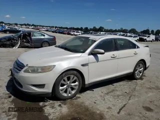 2011 Ford Taurus SEL z VIN 1FAHP2EW1BG152439, wystawiony jako Copart lot #57639945 z przebiegiem 253 341 mil mil oraz Szkoda całkowita • Salvage title. Historia ofert i sprzedaży dostępna na DreamBid. Obrazek 1.