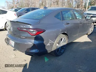 2022 Acura TLX w/A-Spec Package z VIN 19UUB6F52NA003485, wystawiony jako IAAI lot #41022891 z przebiegiem 4 mil mil oraz . Historia ofert i sprzedaży dostępna na DreamBid. Obrazek 4.