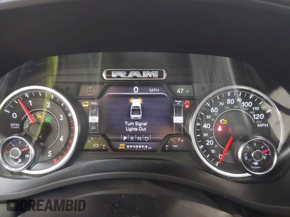 2019 Ram 2500 Laramie with VIN 3C6UR5FL4KG664071, listed as a IAAI auction lot 41361435 with 71,097 mi miles. Bid and sale history available at carsss.com. Image 7.