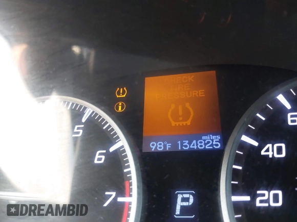 2013 Acura ILX Technology z VIN 19VDE1F72DE014291, wystawiony jako IAAI lot #42221550 z przebiegiem 134 825 mil mil oraz . Historia ofert i sprzedaży dostępna na DreamBid. Obrazek 16.