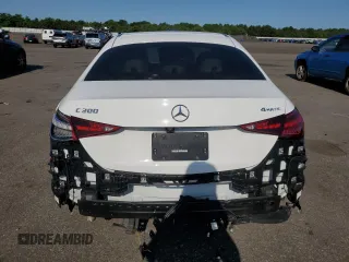2024 Mercedes-Benz C 300 z VIN W1KAF4HB5RR170269, wystawiony jako Copart lot #63059724 z przebiegiem Nie podano mil oraz Szkoda całkowita • Salvage title. Historia ofert i sprzedaży dostępna na DreamBid. Obrazek 6.