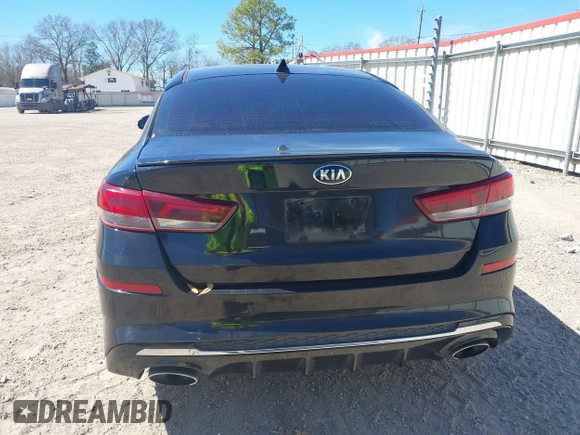 2019 Kia Optima LX with VIN 5XXGT4L31KG353576, listed as a IAAI auction lot 41712207 with 113,986 mi miles. Bid and sale history available at carsss.com. Image 16.
