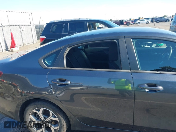 2019 Kia Forte LXS with VIN 3KPF24AD1KE092839, listed as a IAAI auction lot 42649547 with 74,564 mi miles and . Bid and sale history available at DreamBid. Image 18.
