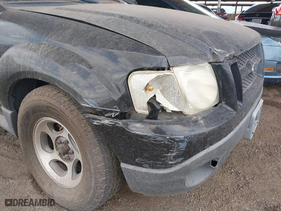 2005 Ford Explorer Sport Trac XLS with VIN 1FMZU67K65UA48667, listed as a IAAI auction lot 41637238 with 213,925 mi miles. Bid and sale history available at carsss.com. Image 6.
