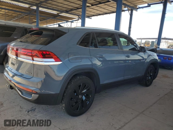 2024 Volkswagen Atlas SE with VIN 1V2KE2CA7RC253191, listed as a Copart auction lot 55147875 with 4,417 mi miles and Salvage title. Bid and sale history available at DreamBid. Image 3.