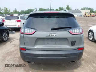 2021 Jeep Cherokee Latitude Lux with VIN 1C4PJMMX8MD147868, listed as a IAAI auction lot 42469226 with 115,829 mi miles and . Bid and sale history available at DreamBid. Image 17.