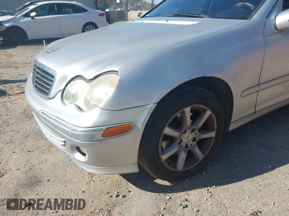2007 Mercedes-Benz C 280 Luxury с VIN WDBRF54H07F853152, выставлен на аукционе IAAI как лот 41657846 с пробегом 144 314 миль миль и . История ставок и продаж доступна на DreamBid. Изображение 12.