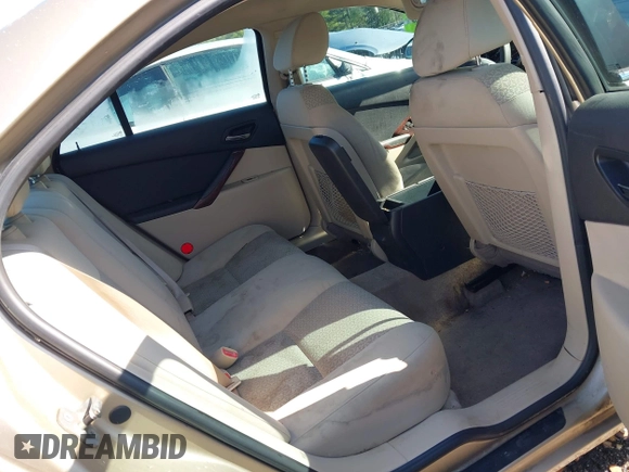 2007 Pontiac G6 with VIN 1G2ZG58B274268688, listed as a IAAI auction lot 41995648 with 235,516 mi miles. Bid and sale history available at carsss.com. Image 8.