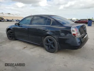 2006 Nissan Altima 3.5 SE with VIN 1N4BL11D56N427215, listed as a Copart auction lot 83682264 with 201,812 mi miles and Salvage Title. Bid and sale history available at carsss.com. Image 2.