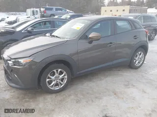 2018 Mazda CX-3 Sport with VIN JM1DKFB76J0316593, listed as a IAAI auction lot 41637015 with 29,998 mi miles. Bid and sale history available at carsss.com. Image 17.