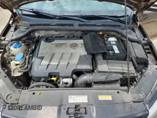 2014 Volkswagen Jetta TDI w/Premium with VIN 3VW3L7AJ9EM303218, listed as a Copart auction lot 64261985 with 187,371 mi miles and Clean title. Bid and sale history available at DreamBid. Image 11.