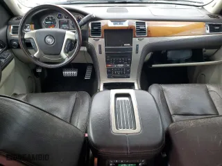 2011 Cadillac Escalade Platinum Edition with VIN 1GYS3DEFXBR345999, listed as a Copart auction lot 84712534 with 189,219 mi miles and Salvage Title. Bid and sale history available at carsss.com. Image 8.