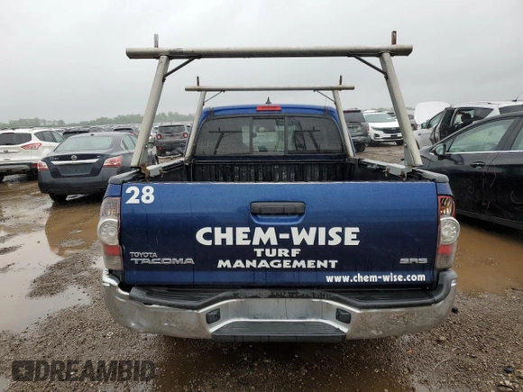 2014 Toyota Tacoma z VIN 5TFTX4CN0EX044490, wystawiony jako Copart lot #59462825 z przebiegiem 155 314 mil mil oraz Szkoda całkowita • Salvage title. Historia ofert i sprzedaży dostępna na DreamBid. Obrazek 6.