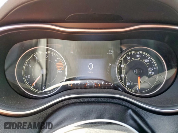 2020 Jeep Cherokee Limited with VIN 1C4PJLDB6LD538403, listed as a Copart auction lot 53319845 with 82,742 mi miles and Salvage title. Bid and sale history available at DreamBid. Image 9.